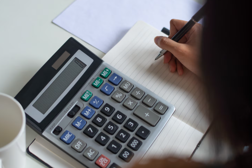 Portabilidade de Dívida: Como usar o aluguel para fugir dos juros abusivos